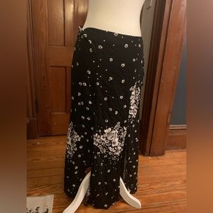 Floral free People skirt size 6